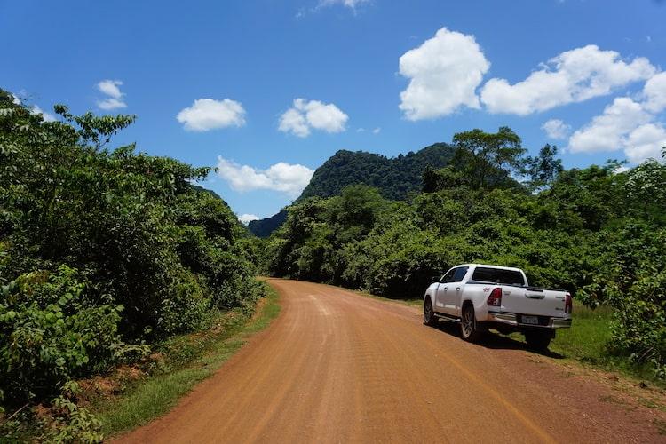 19 Alternative Travel Tips and Tricks I use on Every Trip